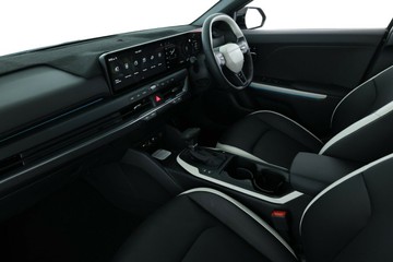 https://vehicle-cdn.autoleague.cloud/30354_31275699_32.jpg
