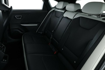 https://vehicle-cdn.autoleague.cloud/30354_31275699_33.jpg