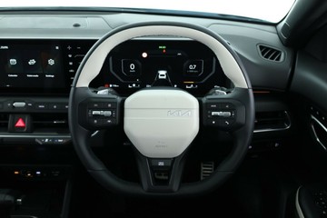 https://vehicle-cdn.autoleague.cloud/30354_31307845_20.jpg