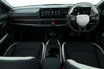 https://vehicle-cdn.autoleague.cloud/30354_31307845_37.jpg
