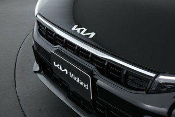 https://vehicle-cdn.autoleague.cloud/30354_31307845_8.jpg