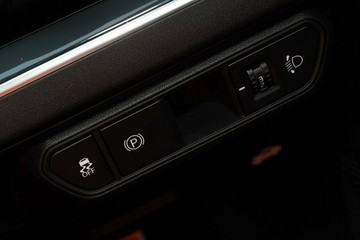 https://vehicle-cdn.autoleague.cloud/30354_31333787_16.jpg