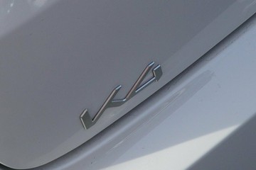 https://vehicle-cdn.autoleague.cloud/30354_31333787_20.jpg
