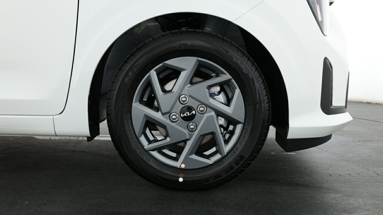 Kia Picanto image 3