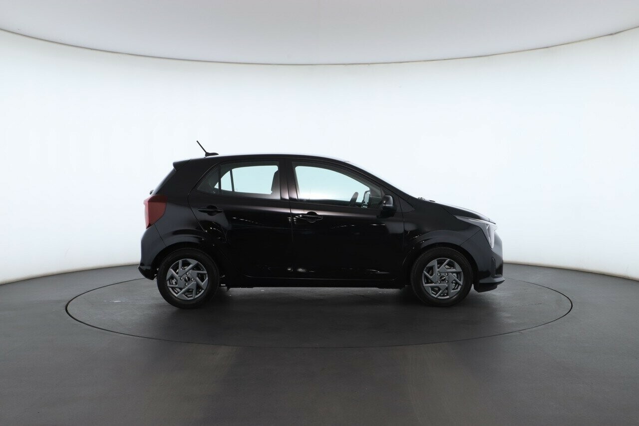 Kia Picanto image 2
