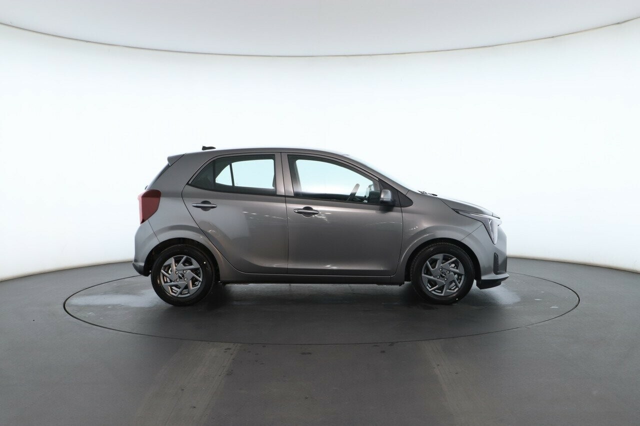 Kia Picanto image 2