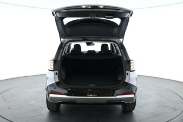 https://vehicle-cdn.autoleague.cloud/30354_31408237_15.jpg