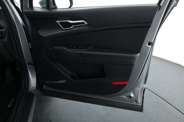 https://vehicle-cdn.autoleague.cloud/30354_31408237_18.jpg