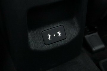 https://vehicle-cdn.autoleague.cloud/30354_31408237_36.jpg