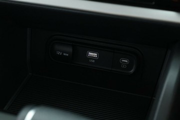 https://vehicle-cdn.autoleague.cloud/30354_31415635_27.jpg