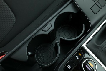 https://vehicle-cdn.autoleague.cloud/30354_31415635_30.jpg