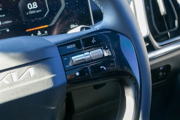 https://vehicle-cdn.autoleague.cloud/30354_31418542_13.jpg