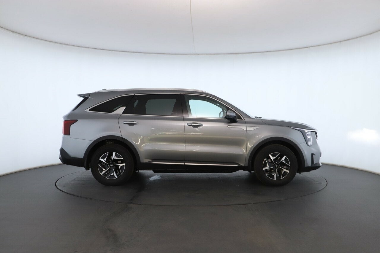 Kia Sorento image 3