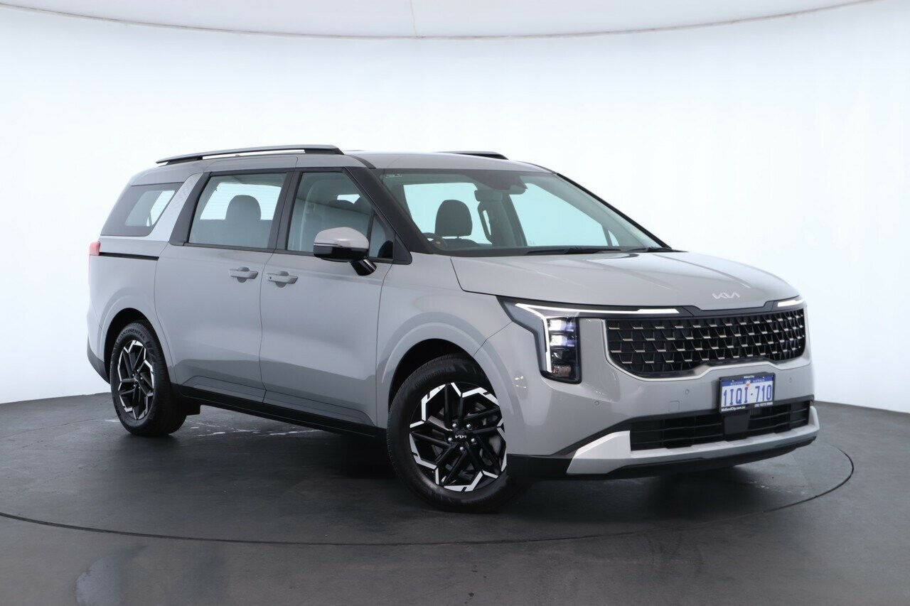 Kia Carnival image 1