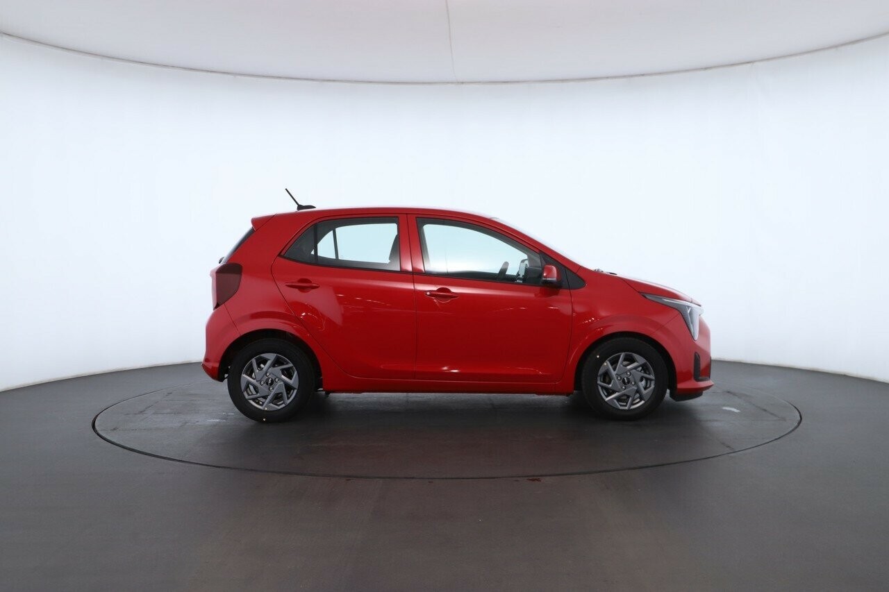 Kia Picanto image 2