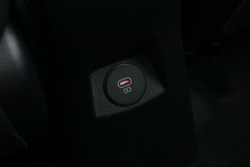 https://vehicle-cdn.autoleague.cloud/30354_31521819_27.jpg