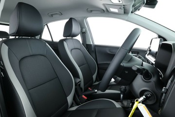 https://vehicle-cdn.autoleague.cloud/30354_31522101_18.jpg