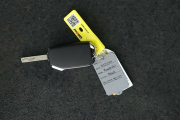 https://vehicle-cdn.autoleague.cloud/30354_31522101_36.jpg