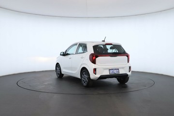 https://vehicle-cdn.autoleague.cloud/30354_31532207_13.jpg
