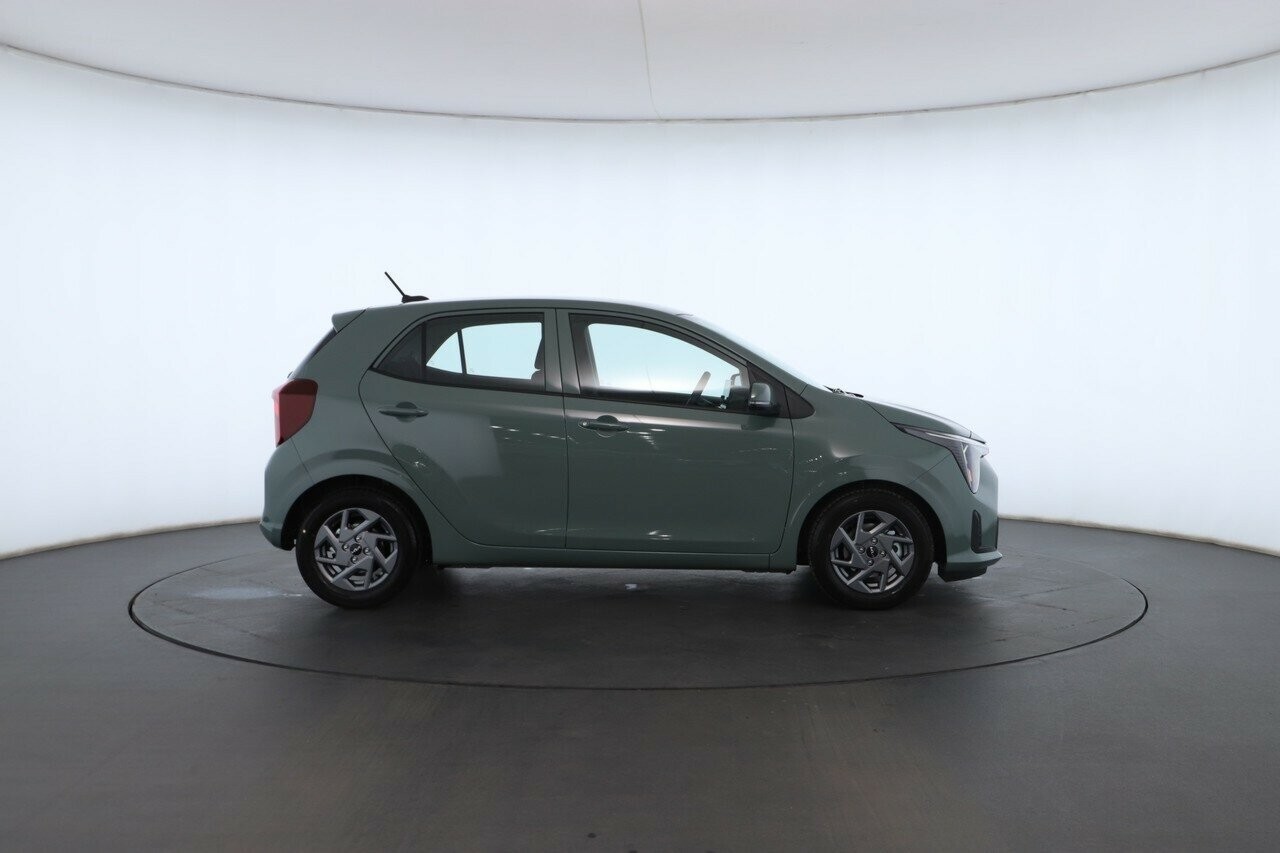 Kia Picanto image 3