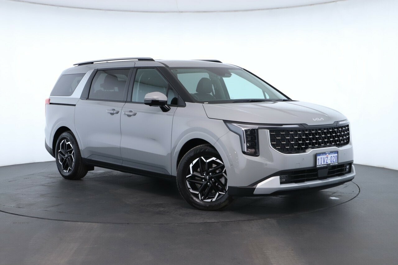 Kia Carnival image 1