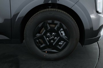 https://vehicle-cdn.autoleague.cloud/30354_31645319_23.jpg