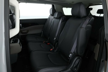https://vehicle-cdn.autoleague.cloud/30354_31654539_34.jpg