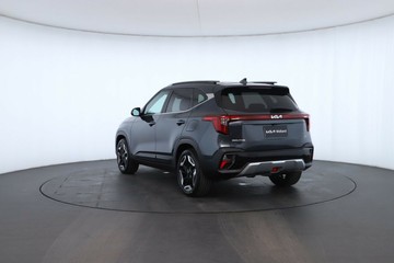 https://vehicle-cdn.autoleague.cloud/30354_31893873_12.jpg