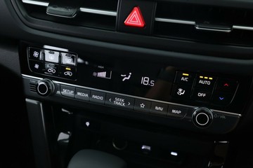 https://vehicle-cdn.autoleague.cloud/30354_31893873_27.jpg