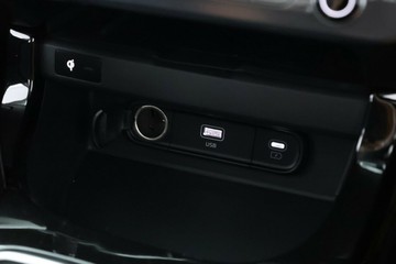 https://vehicle-cdn.autoleague.cloud/30354_31893873_28.jpg