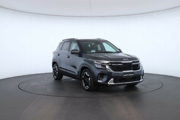 https://vehicle-cdn.autoleague.cloud/30354_31893873_4.jpg