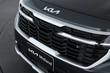 https://vehicle-cdn.autoleague.cloud/30354_31893873_8.jpg