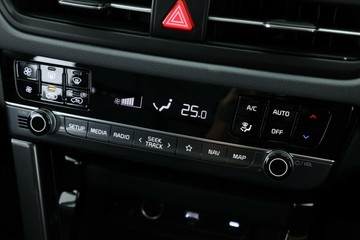 https://vehicle-cdn.autoleague.cloud/30354_31897300_25.jpg