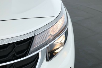 https://vehicle-cdn.autoleague.cloud/30354_31897300_6.jpg