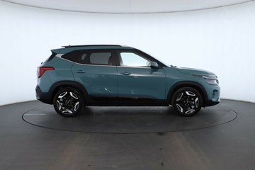 https://vehicle-cdn.autoleague.cloud/30354_31903133_12.jpg