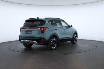 https://vehicle-cdn.autoleague.cloud/30354_31903133_7.jpg