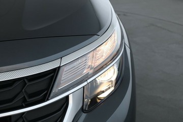https://vehicle-cdn.autoleague.cloud/30354_31949699_33.jpg