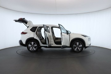 https://vehicle-cdn.autoleague.cloud/30355_2899299_2.jpg