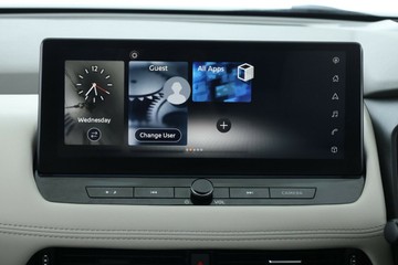 https://vehicle-cdn.autoleague.cloud/30355_2899299_26.jpg
