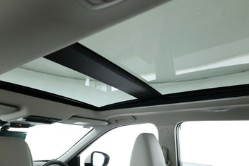 https://vehicle-cdn.autoleague.cloud/30355_2899299_37.jpg