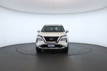 https://vehicle-cdn.autoleague.cloud/30355_2899299_6.jpg