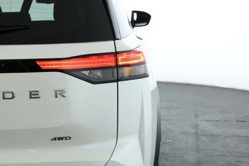 https://vehicle-cdn.autoleague.cloud/30355_2919313_14.jpg
