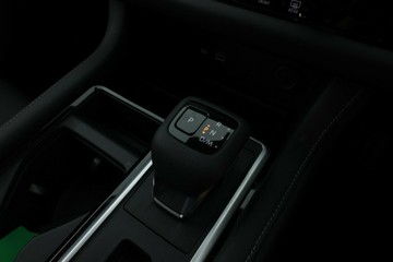 https://vehicle-cdn.autoleague.cloud/30355_2919313_26.jpg