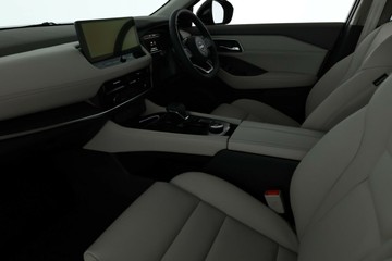 https://vehicle-cdn.autoleague.cloud/30355_2925605_30.jpg
