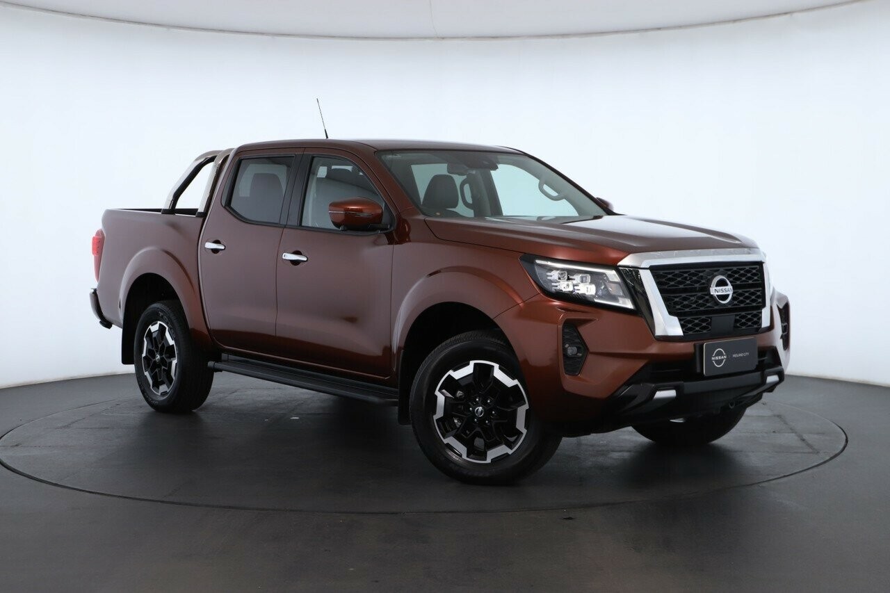 Nissan Navara image 1