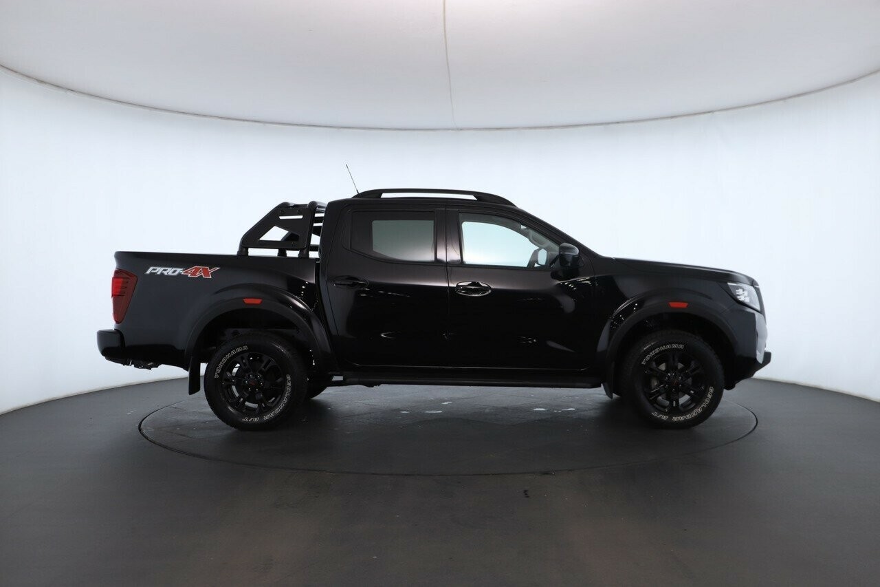 Nissan Navara image 3
