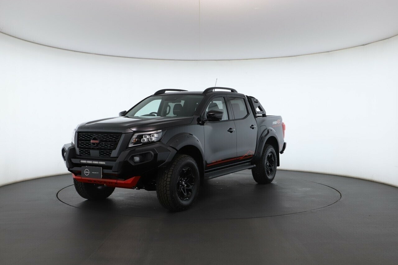 Nissan Navara image 2