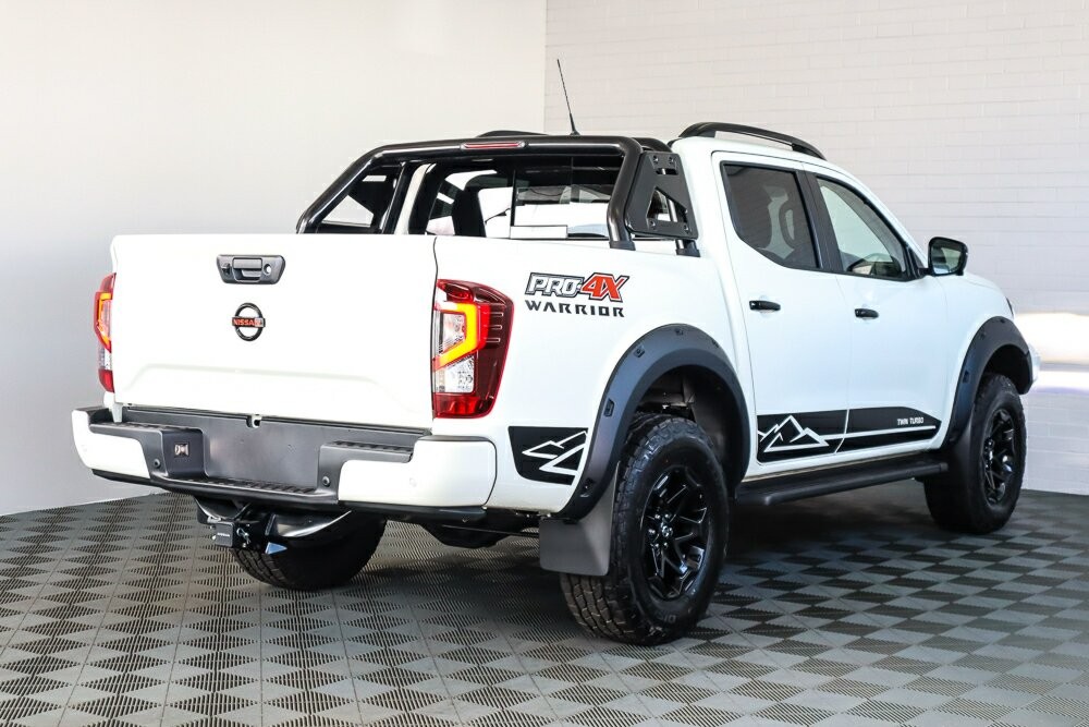 Nissan Navara image 3