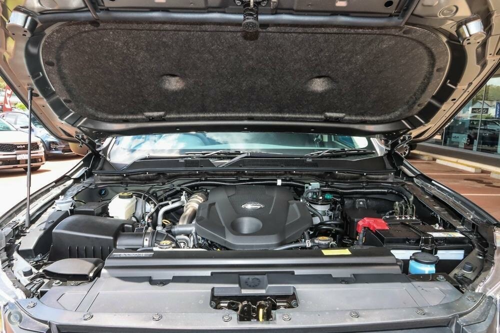 Nissan Navara image 3