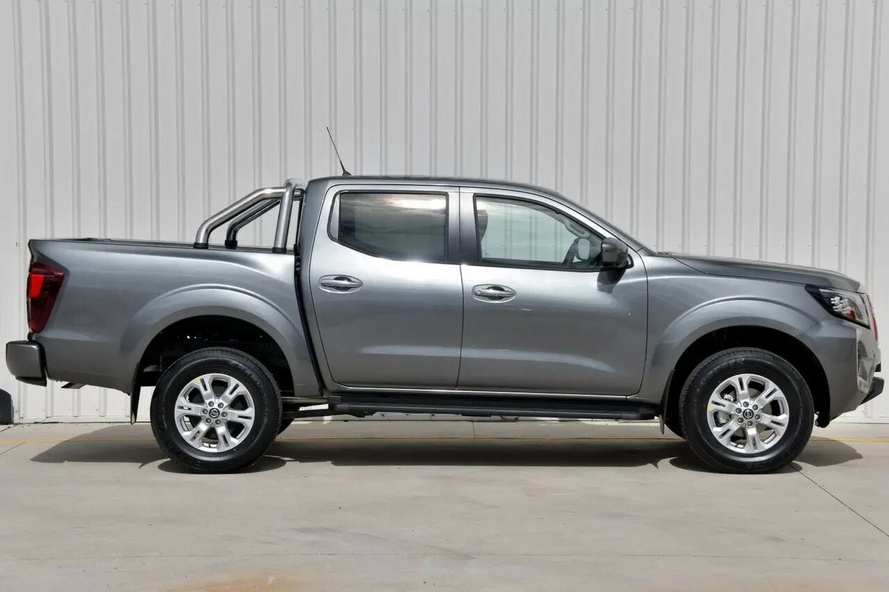 Nissan Navara image 4
